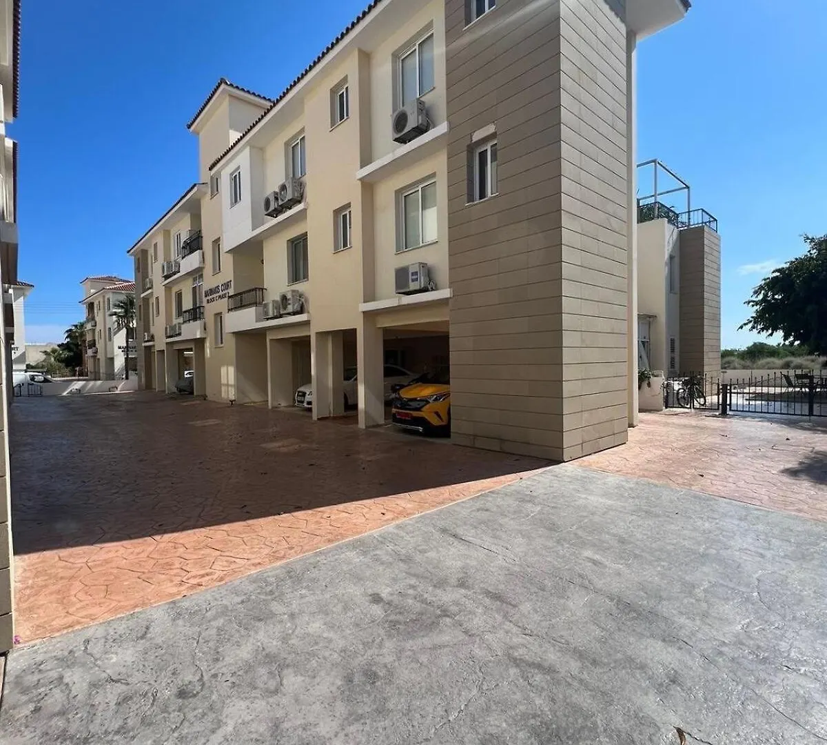 Mercury Apartment Livadhia